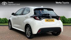 Toyota Yaris 1.5 Hybrid Icon 5dr CVT Hybrid Hatchback